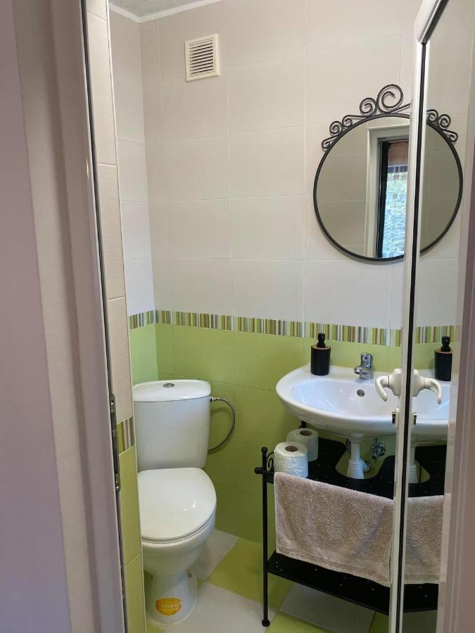 Stoykite Escape House Apartment Bagian luar foto