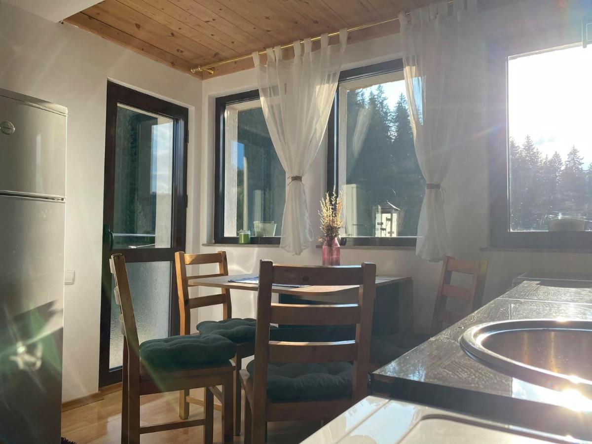 Stoykite Escape House Apartment Bagian luar foto