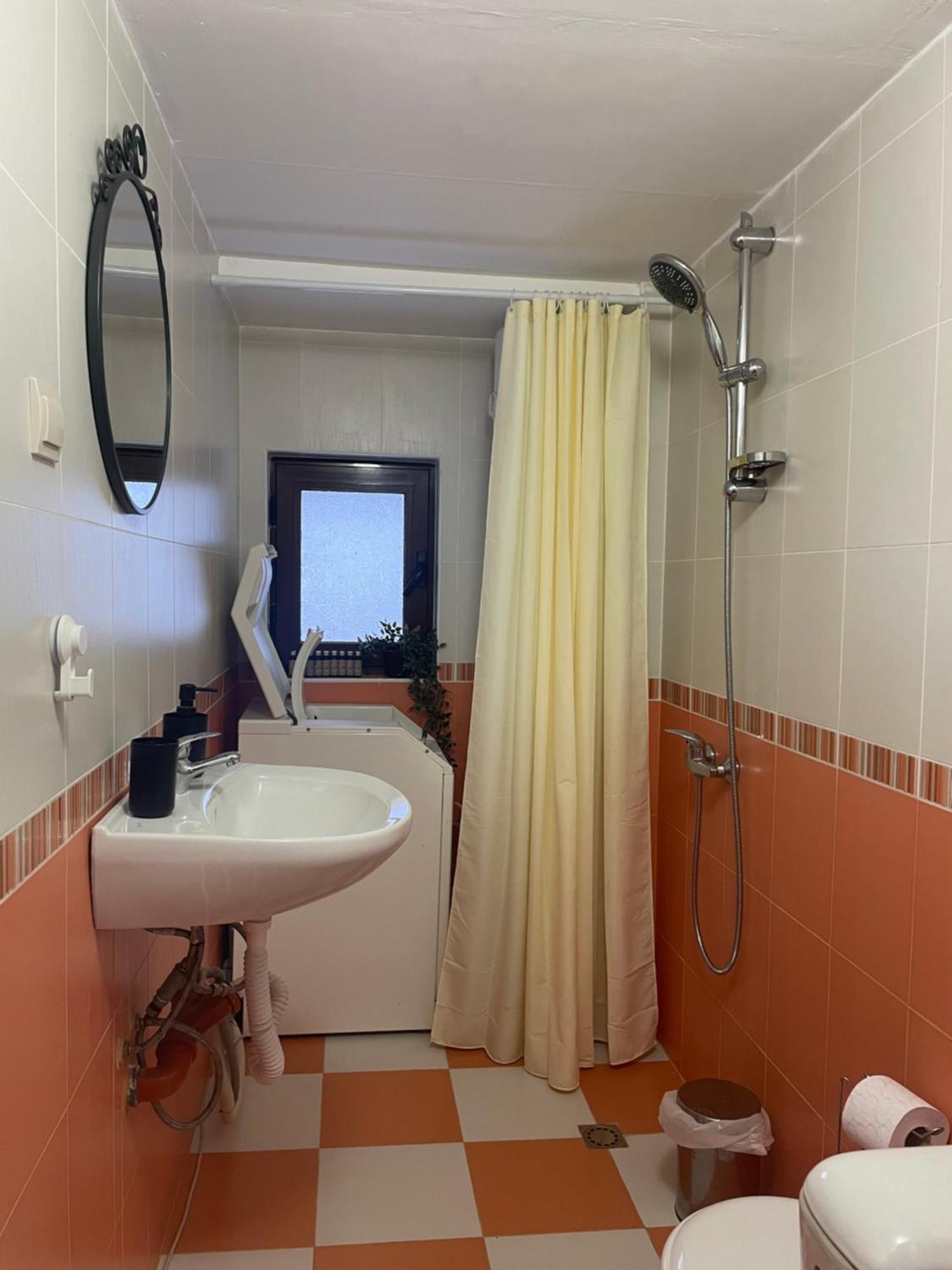 Stoykite Escape House Apartment Bagian luar foto